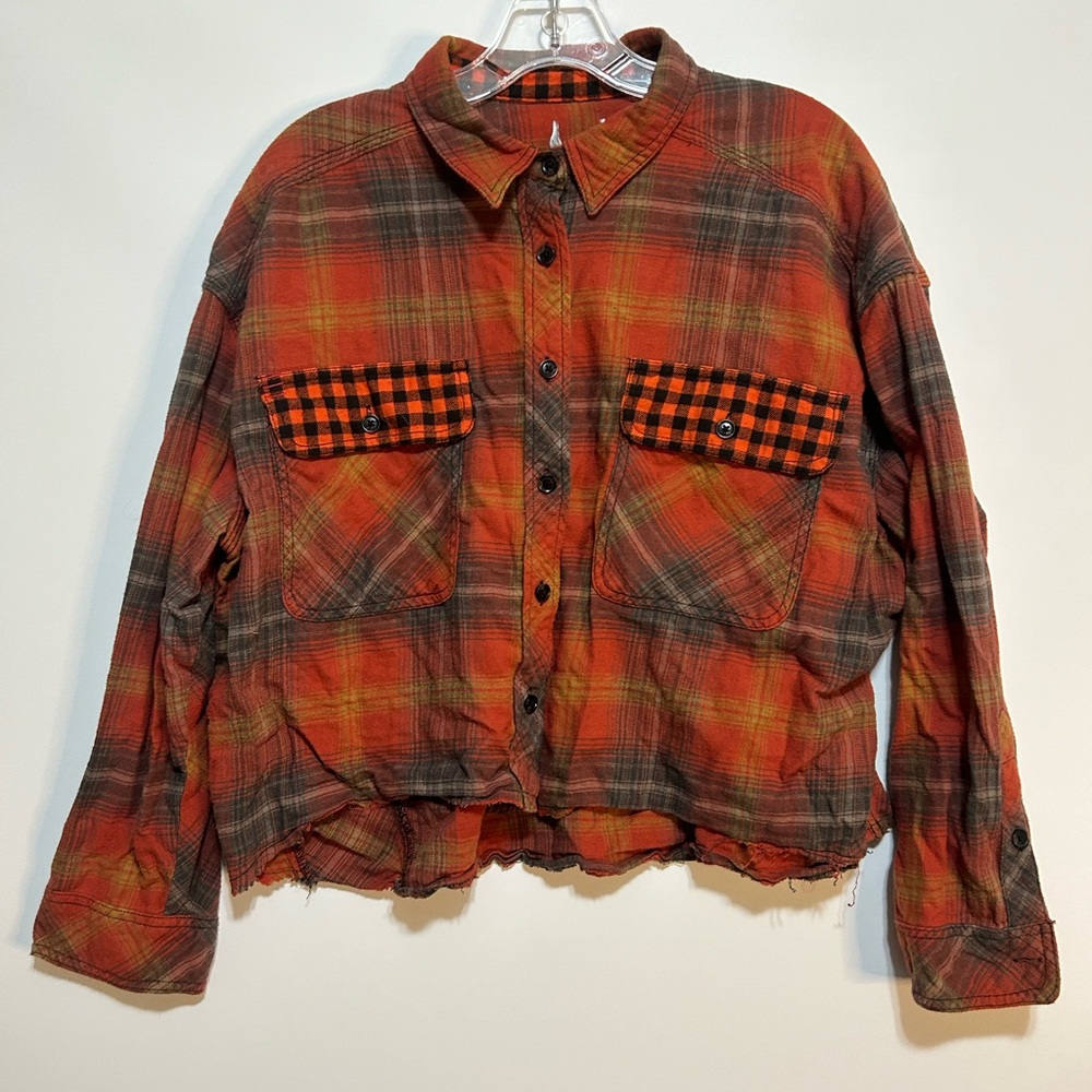 Cute orange plaid flannel. Cropped flannel